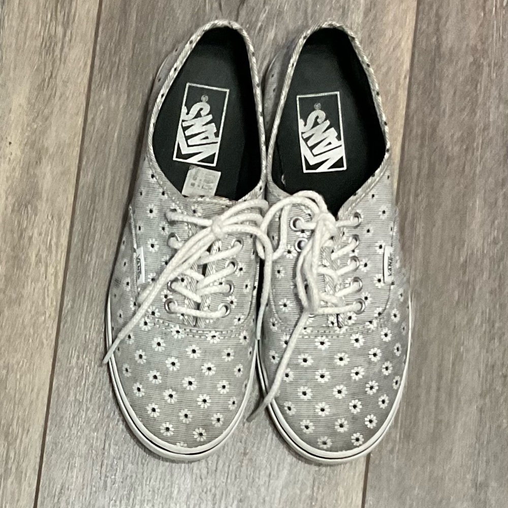 Vans Off The Wall Women's Sz 7.5 Gray Floral Lace Up Sneakers Daisies